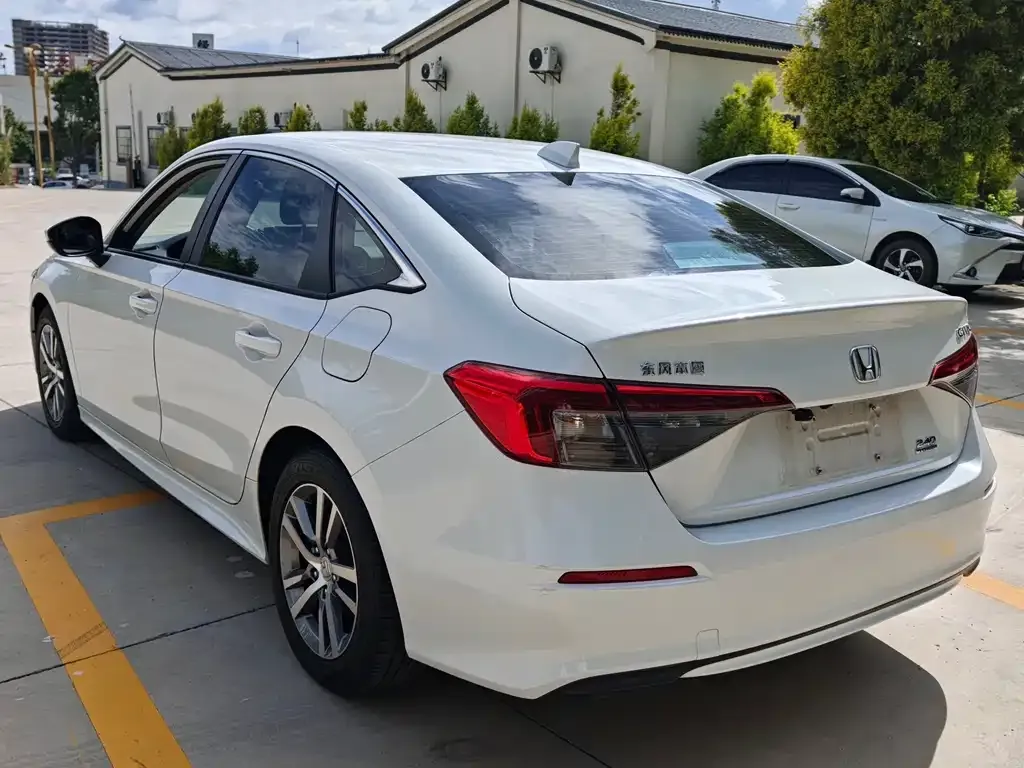 Honda Civic — фото 4