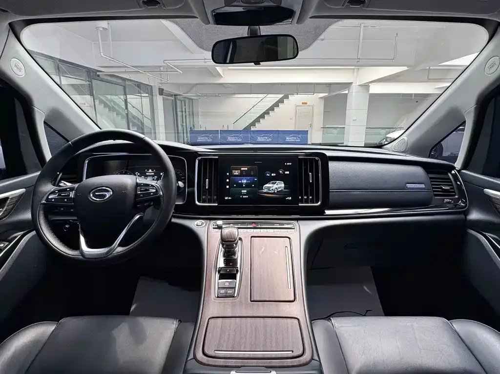 GAC Motor Trumpchi M8 — фото 9