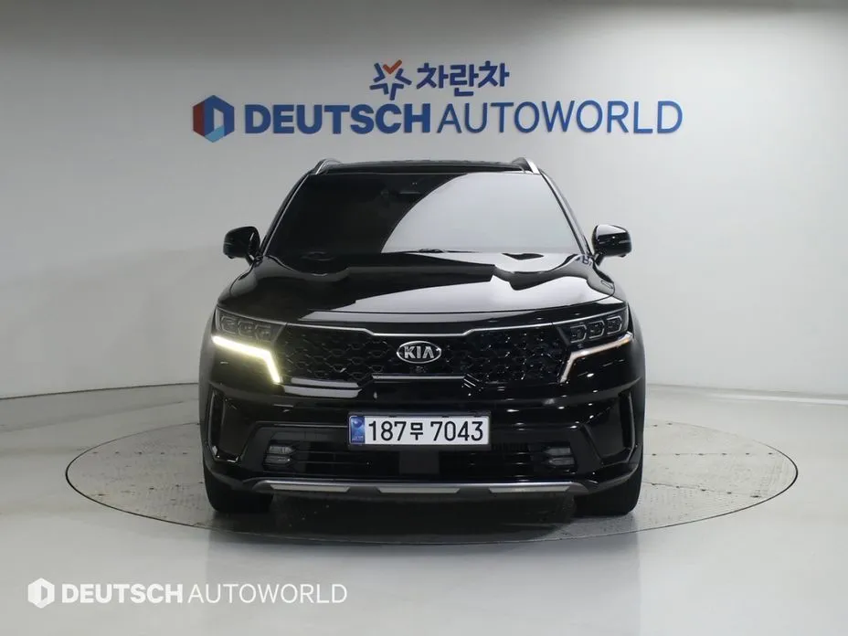 Kia Sorento — фото 5