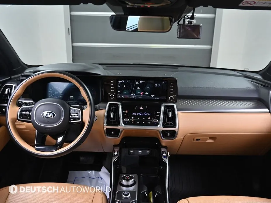 Kia Sorento — фото 6