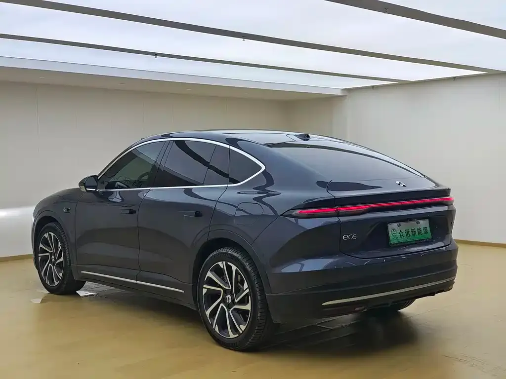 NIO EC6 — фото 10