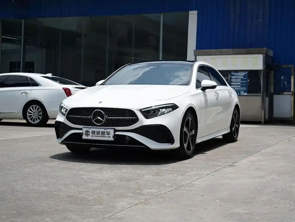 Mercedes-Benz A-Class — фото 1