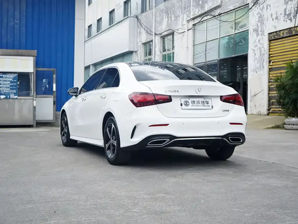 Mercedes-Benz A-Class — фото 6