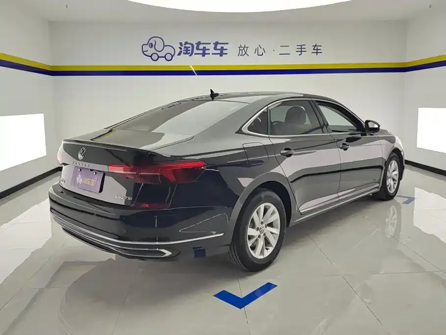 Volkswagen Passat — фото 6