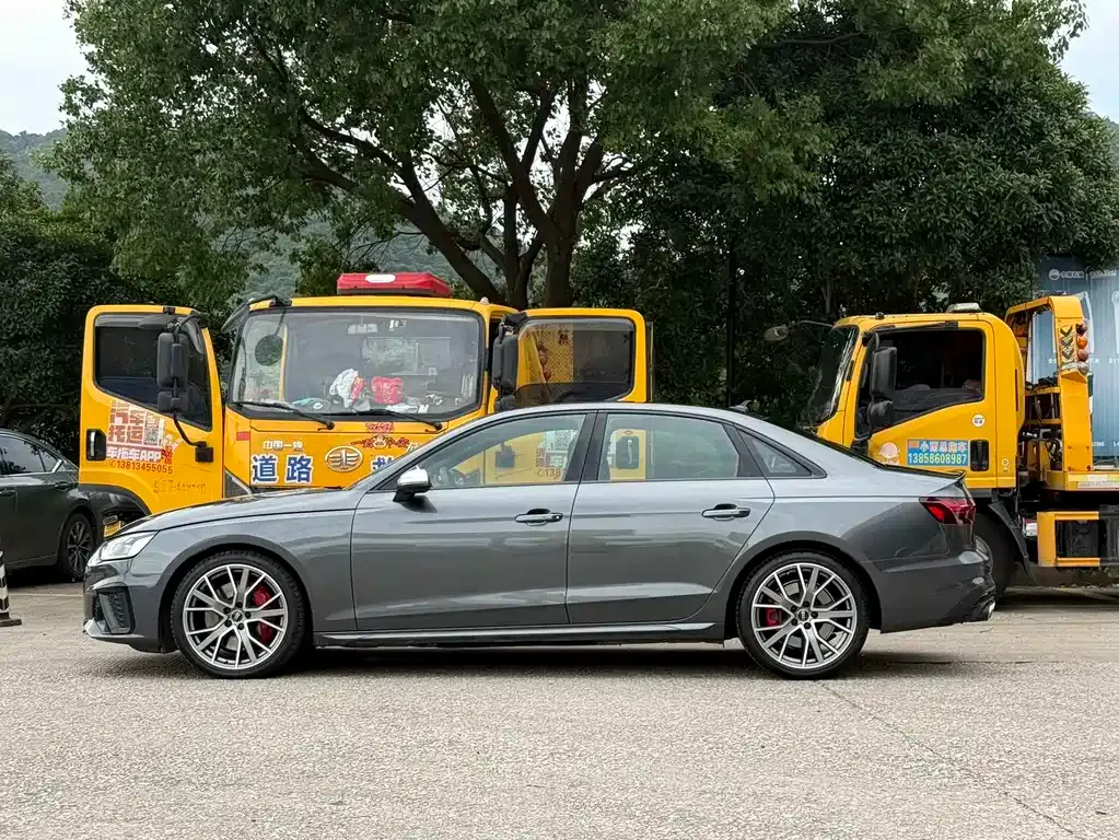 Audi S4 2023 из CN, фото 10