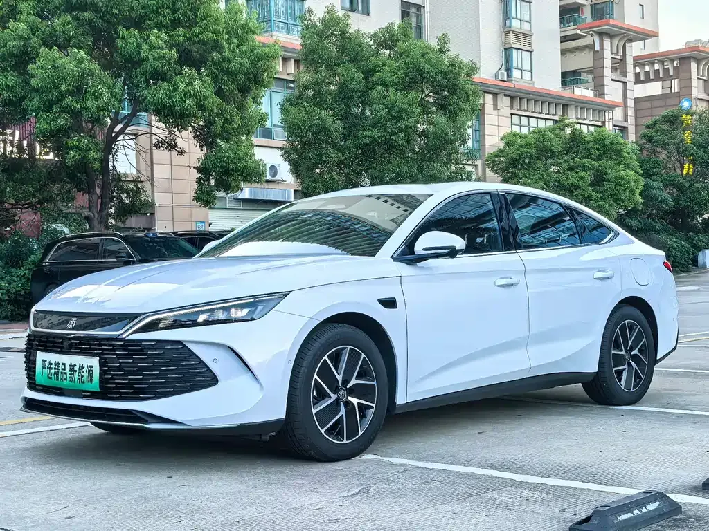 BYD Qin L — фото 1