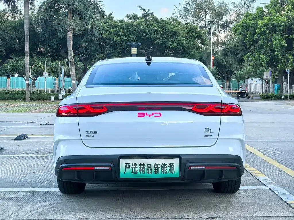 BYD Qin L — фото 5