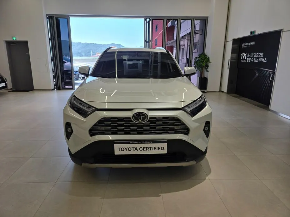 Toyota RAV4 2025 из KR, фото 4