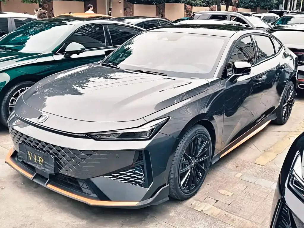 Changan UNI-V