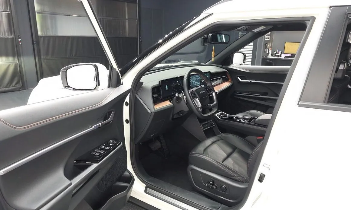KG Mobility (Ssangyong) Torres — фото 9