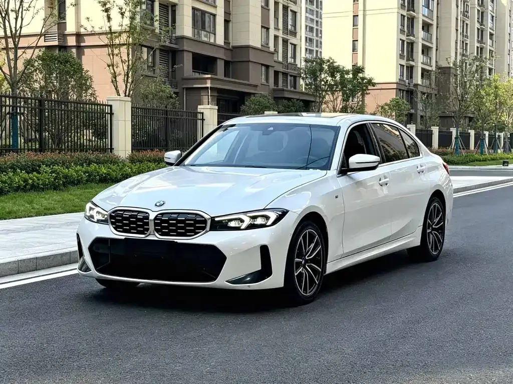 BMW 3 Series — фото 1