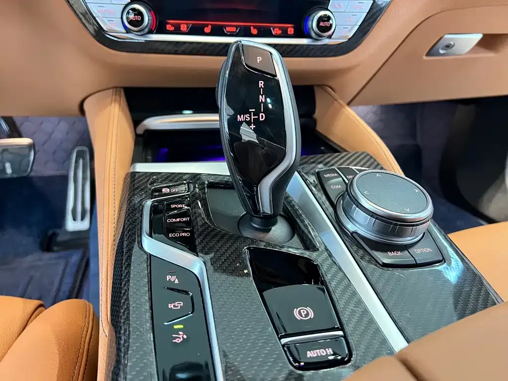 BMW 6 Series GT — фото 9