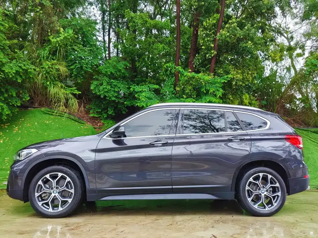 BMW X1 — фото 10