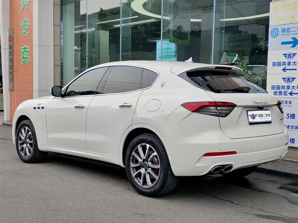 Maserati Levante — фото 6