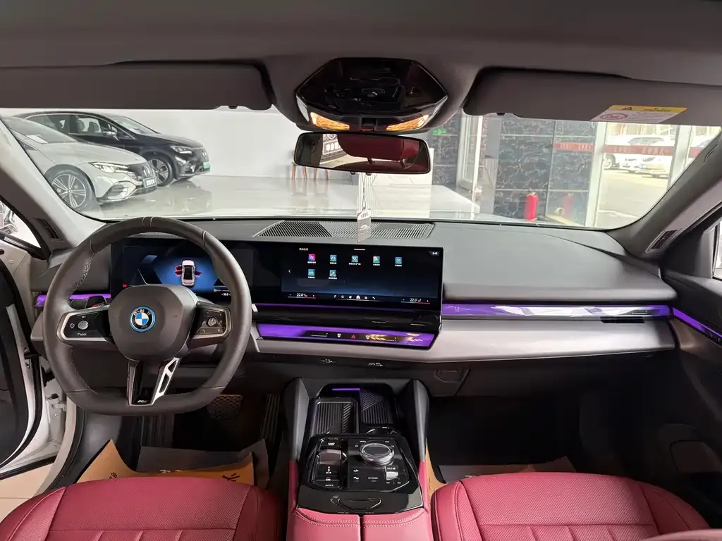BMW i5 2025 из CN, фото 3