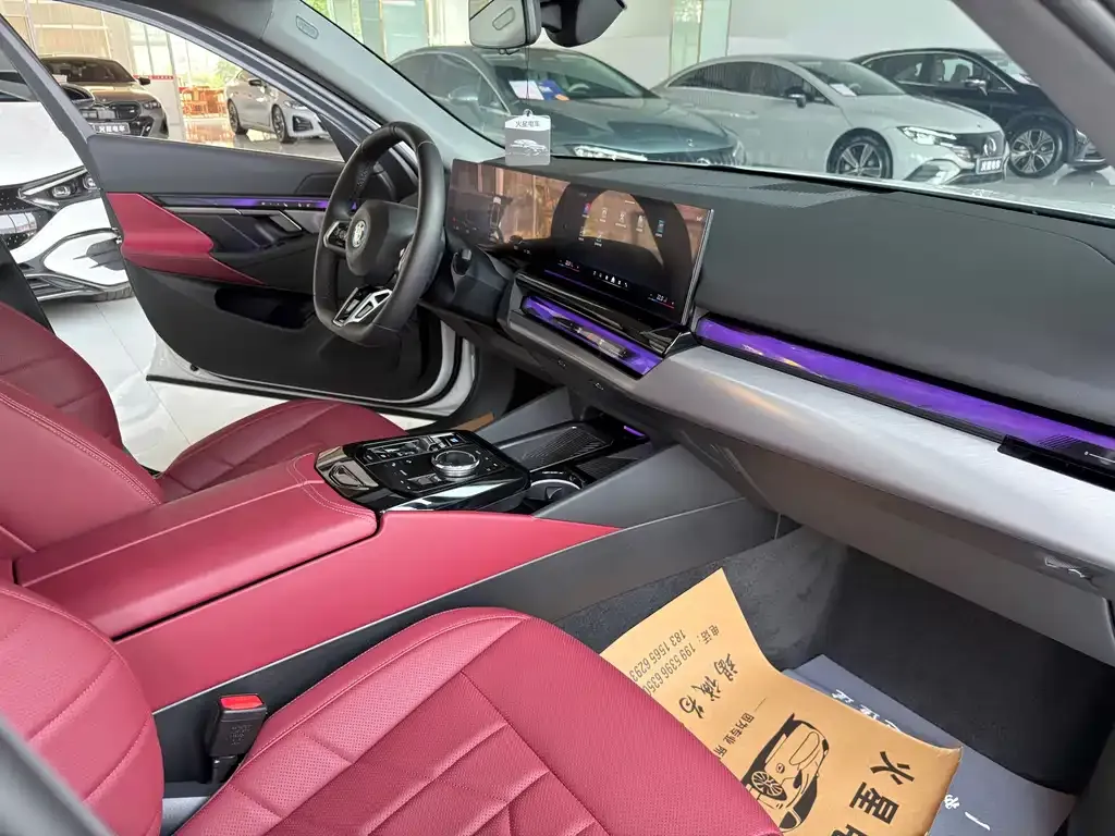 BMW i5 2025 из CN, фото 6