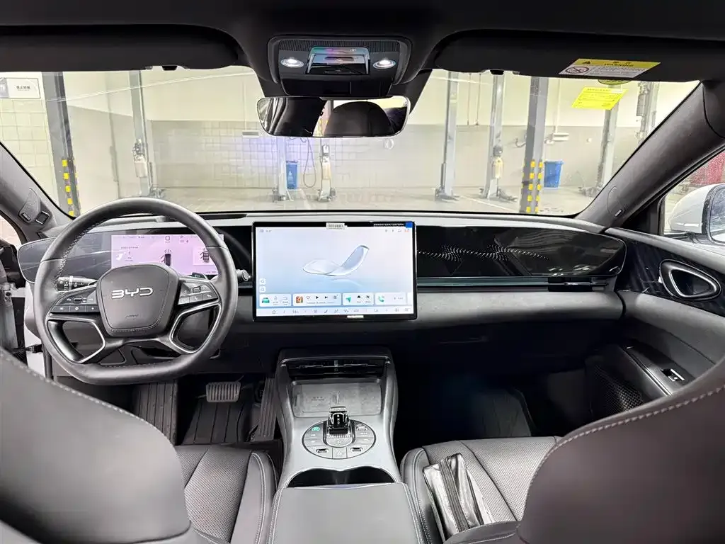 BYD Seal — фото 6