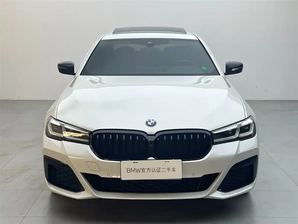 BMW 5 Series — фото 2