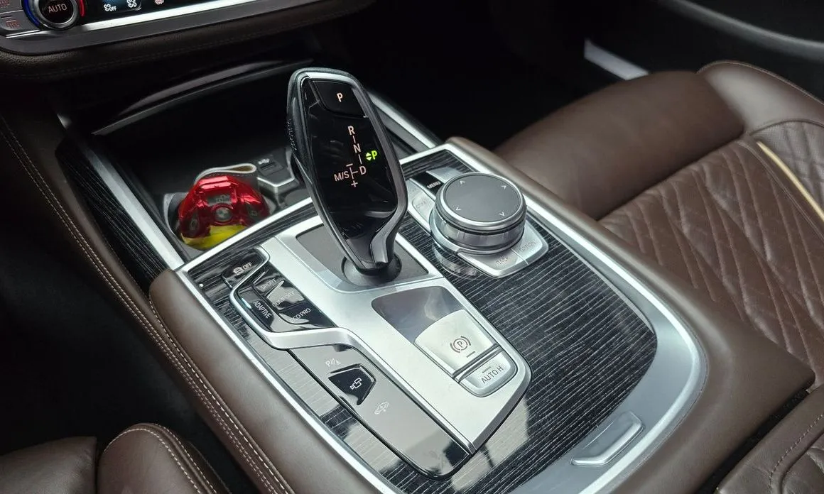 BMW 7-Series 2021 из KR, фото 7