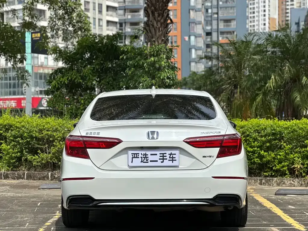 Honda Inspire — фото 8