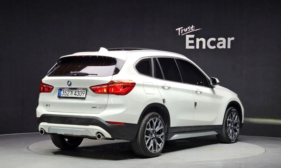 BMW X1 2022 из KR, фото 2