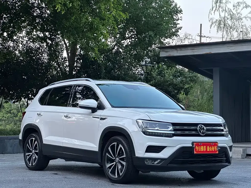 Volkswagen Tharu — фото 1
