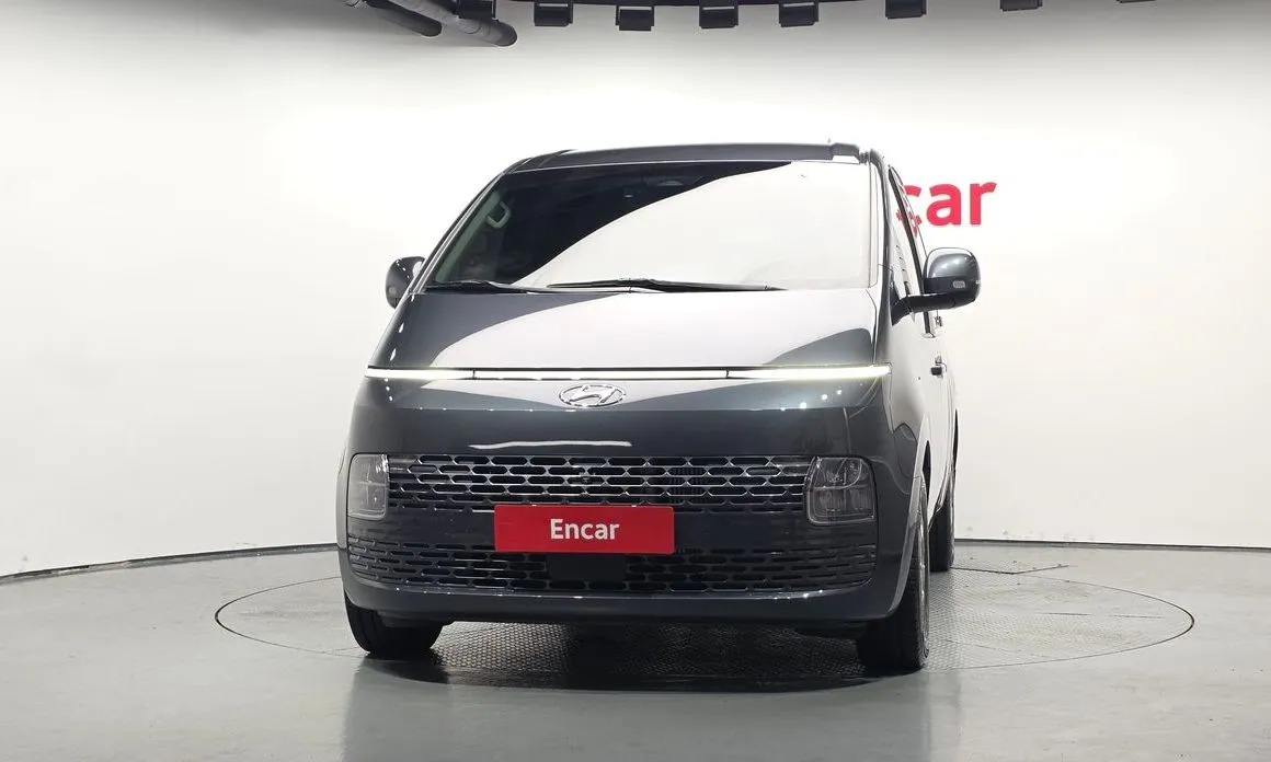 Hyundai Staria — фото 2