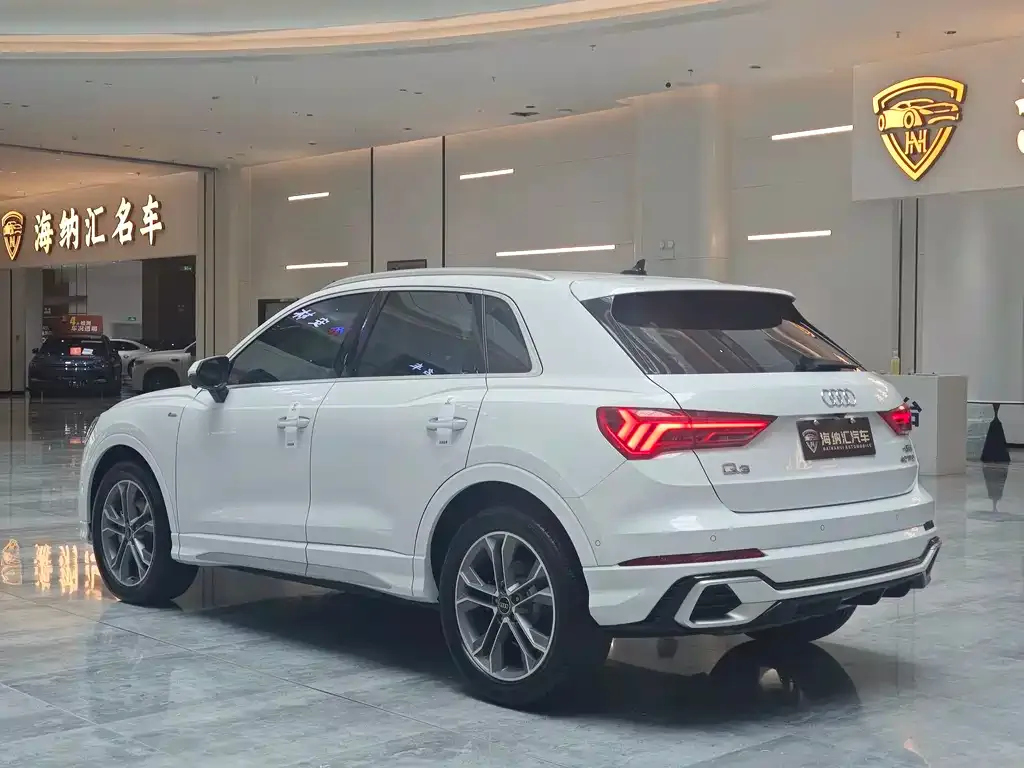 Audi Q3 — фото 5