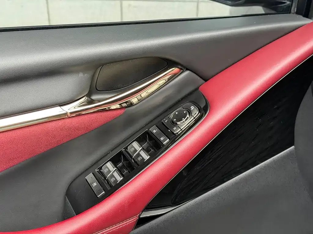 GAC Motor Trumpchi M8 — фото 9