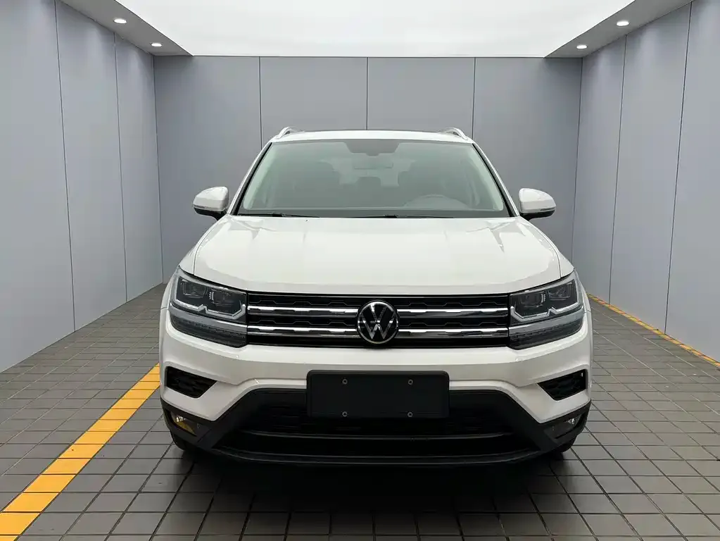 Volkswagen Tharu — фото 2