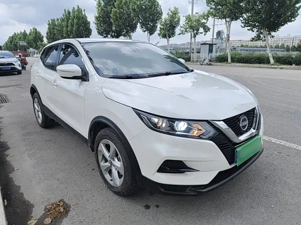 Nissan Qashqai — фото 7