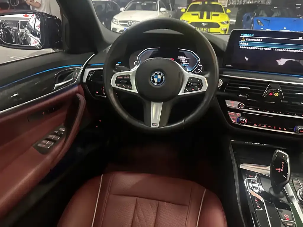 BMW 5 Series New Energy — фото 3