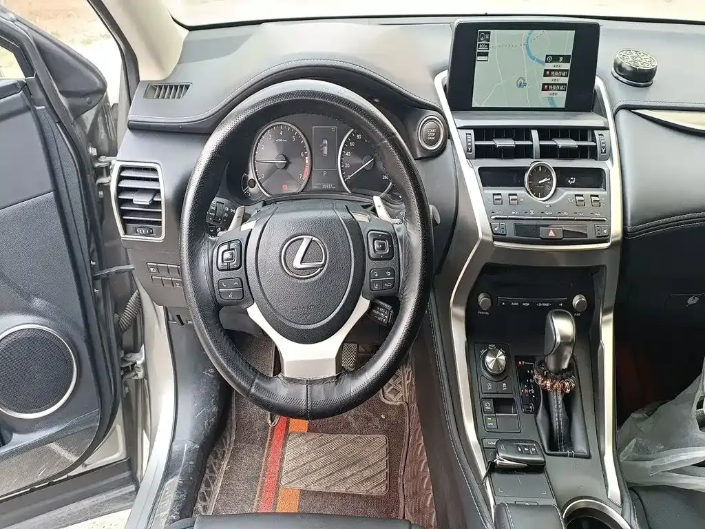 Lexus NX 2021 из CN, фото 10