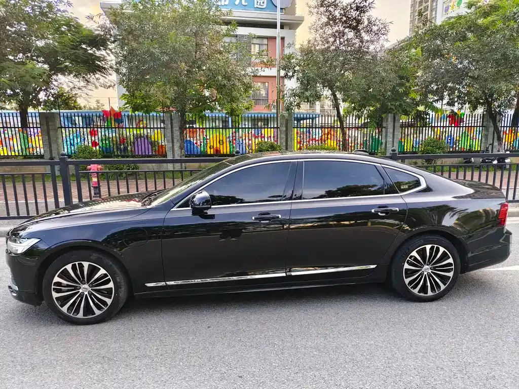 Volvo S90 PHEV — фото 6