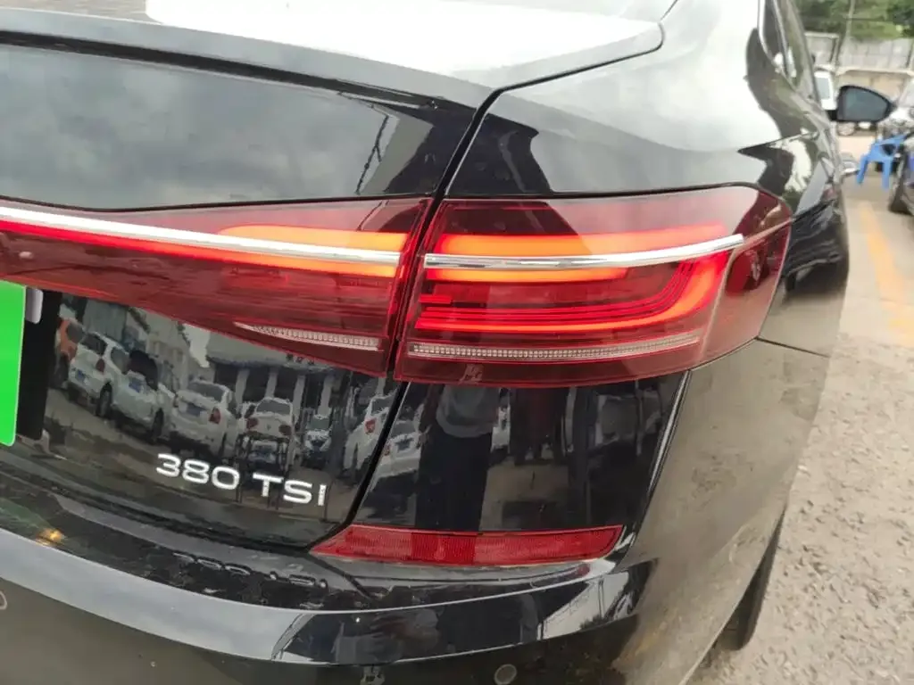 Volkswagen Passat — фото 7