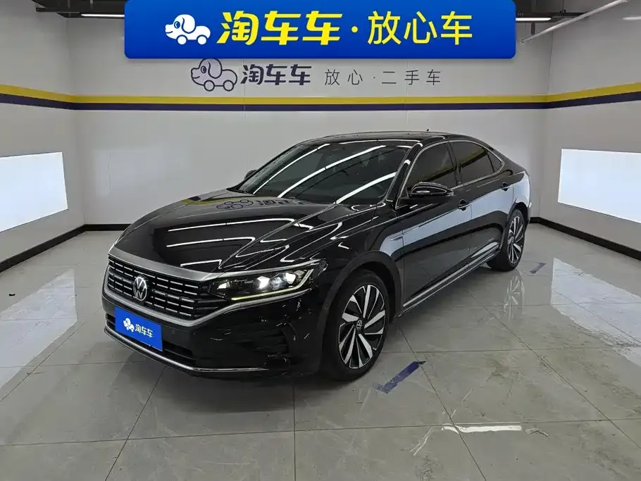 Volkswagen Passat — фото 1