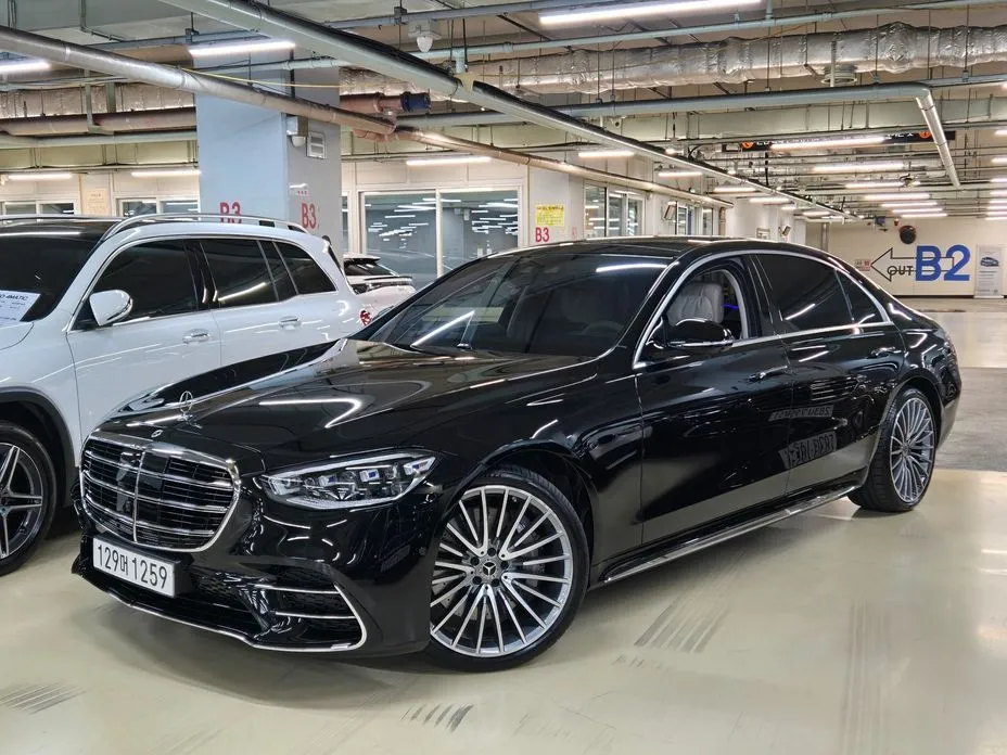 Mercedes-Benz S-Class — фото 1
