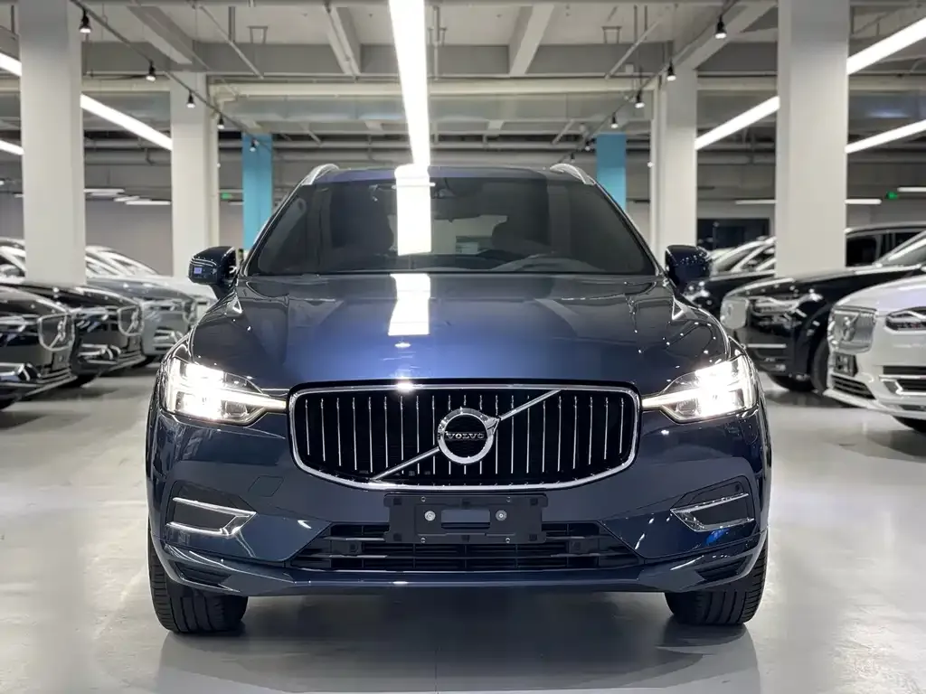 Volvo XC60 — фото 3