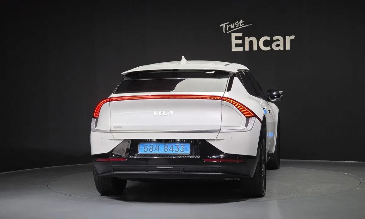Kia EV6 — фото 4