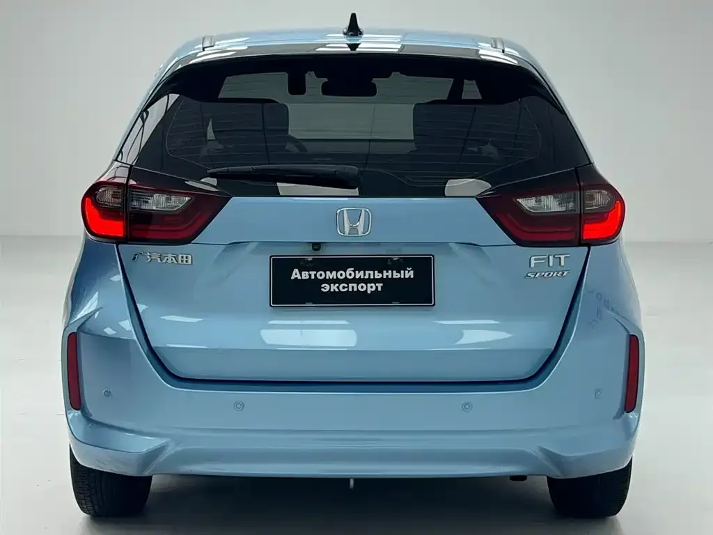 Honda Fit — фото 4