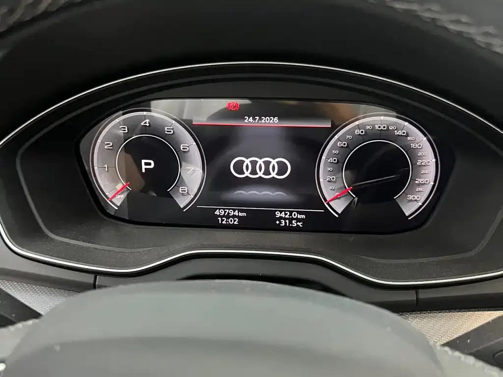 Audi Q5L — фото 2