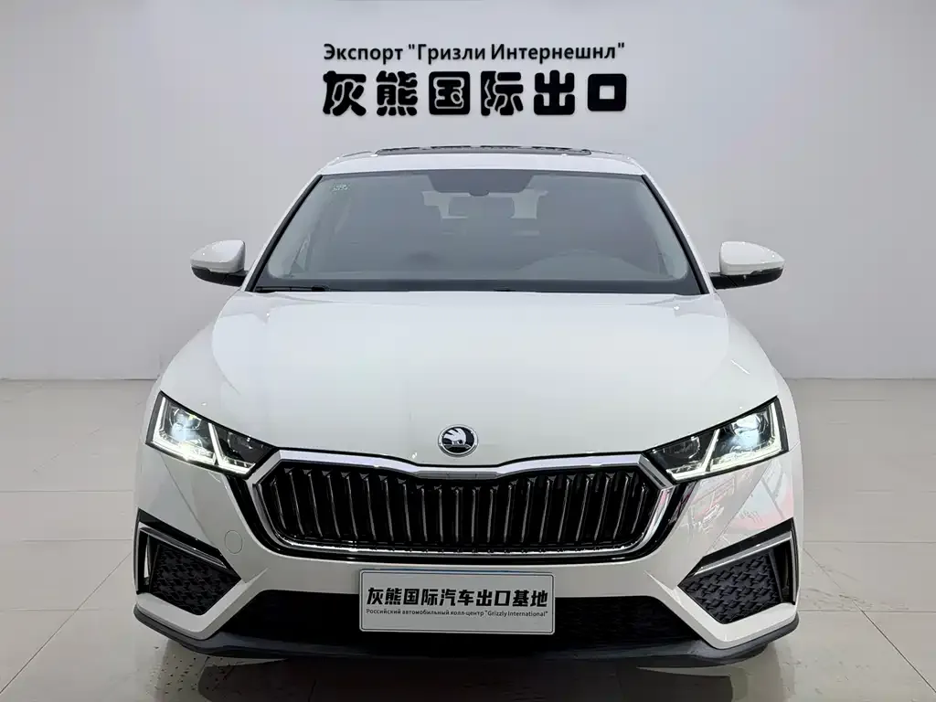 Skoda Octavia — фото 5