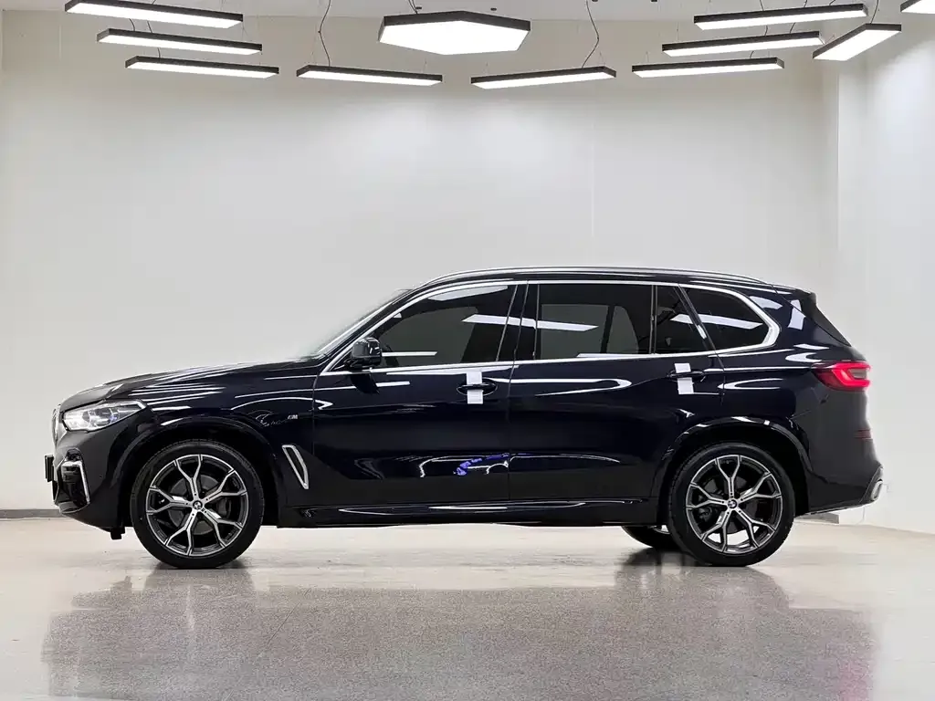 BMW X5 — фото 7