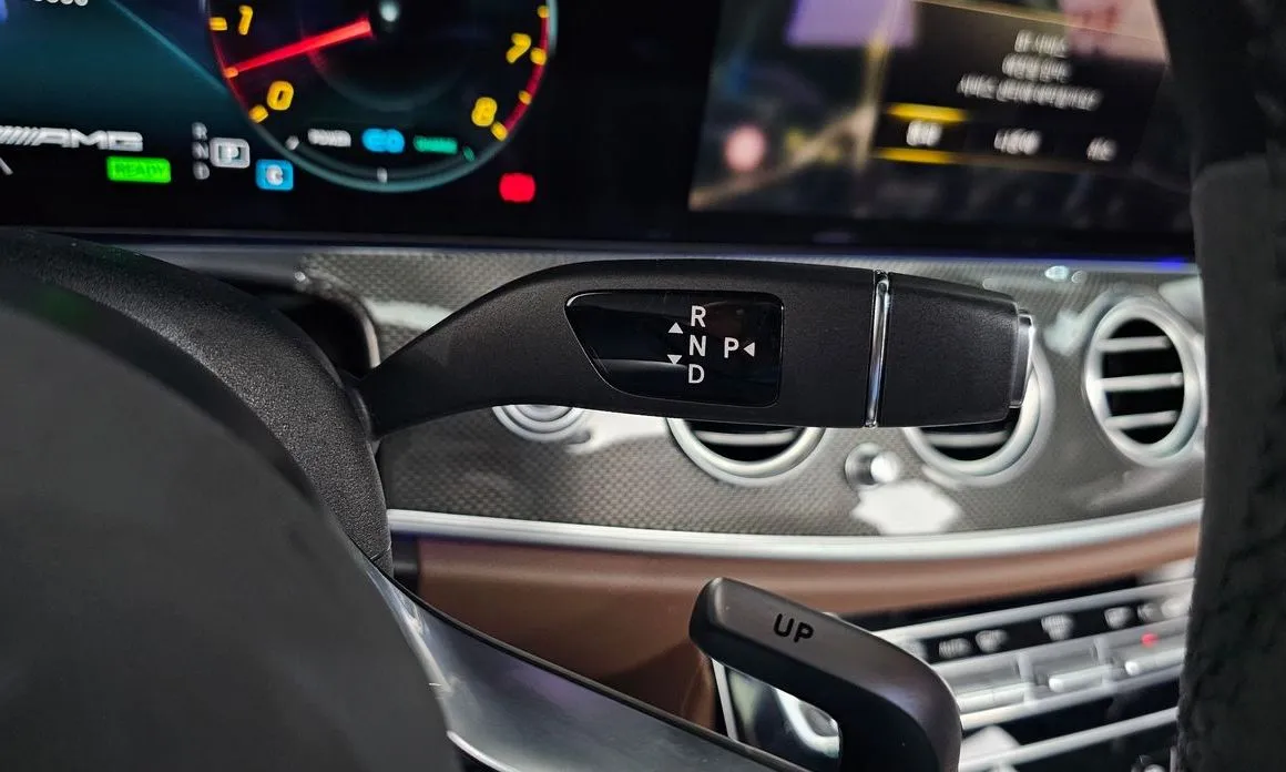 Mercedes-Benz E-Class 2021 из KR, фото 4