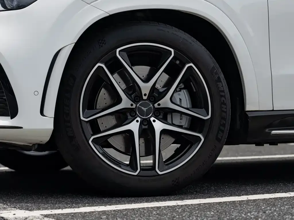 Mercedes-Benz GLE AMG — фото 7