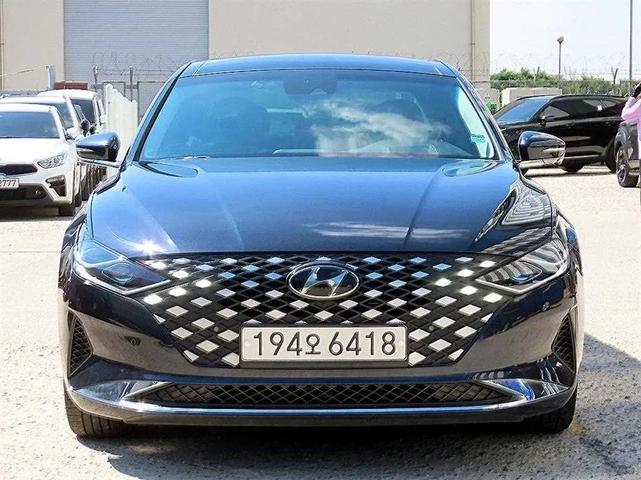 Hyundai Grandeur — фото 1
