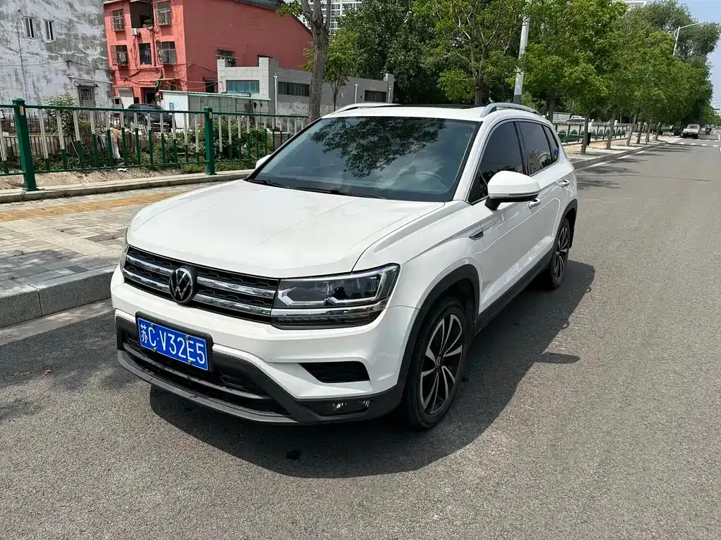 Volkswagen Tharu — фото 1