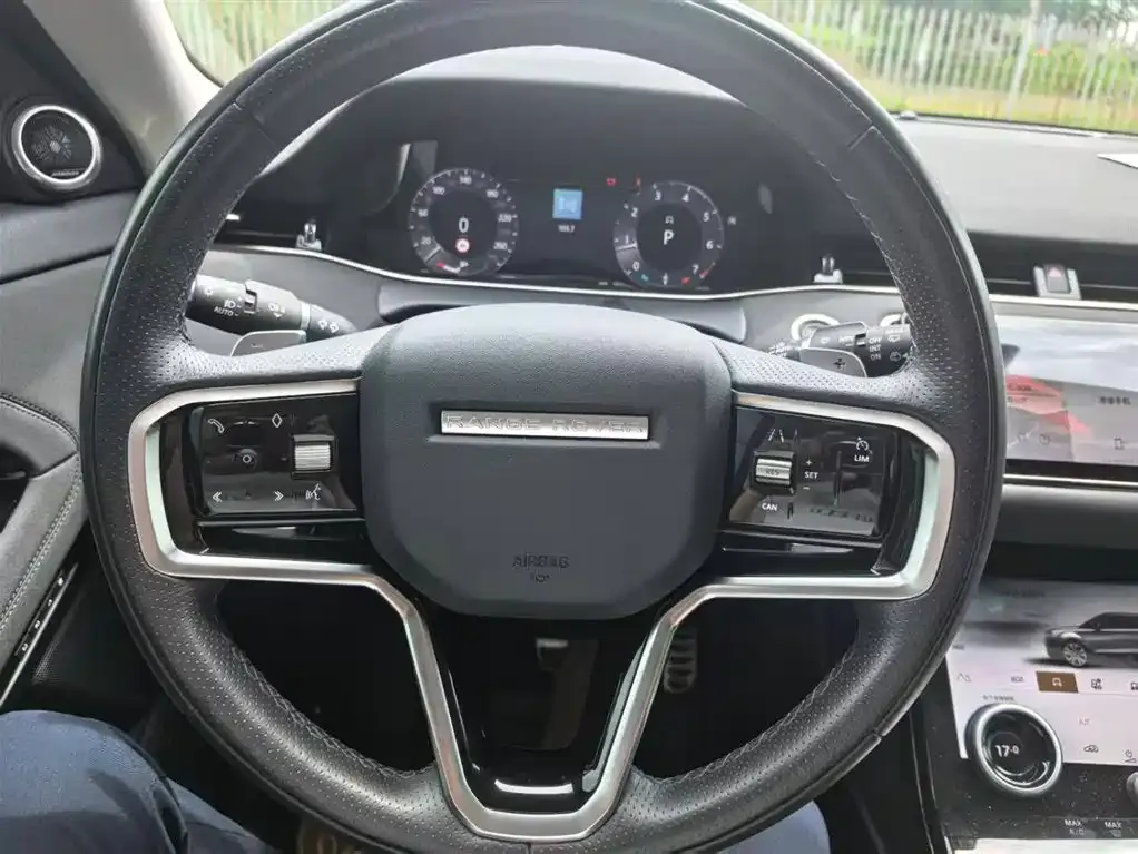 Land Rover Evoque — фото 2