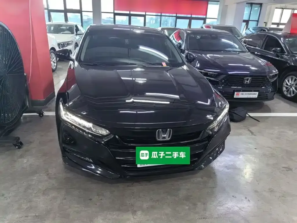 Honda Accord — фото 3