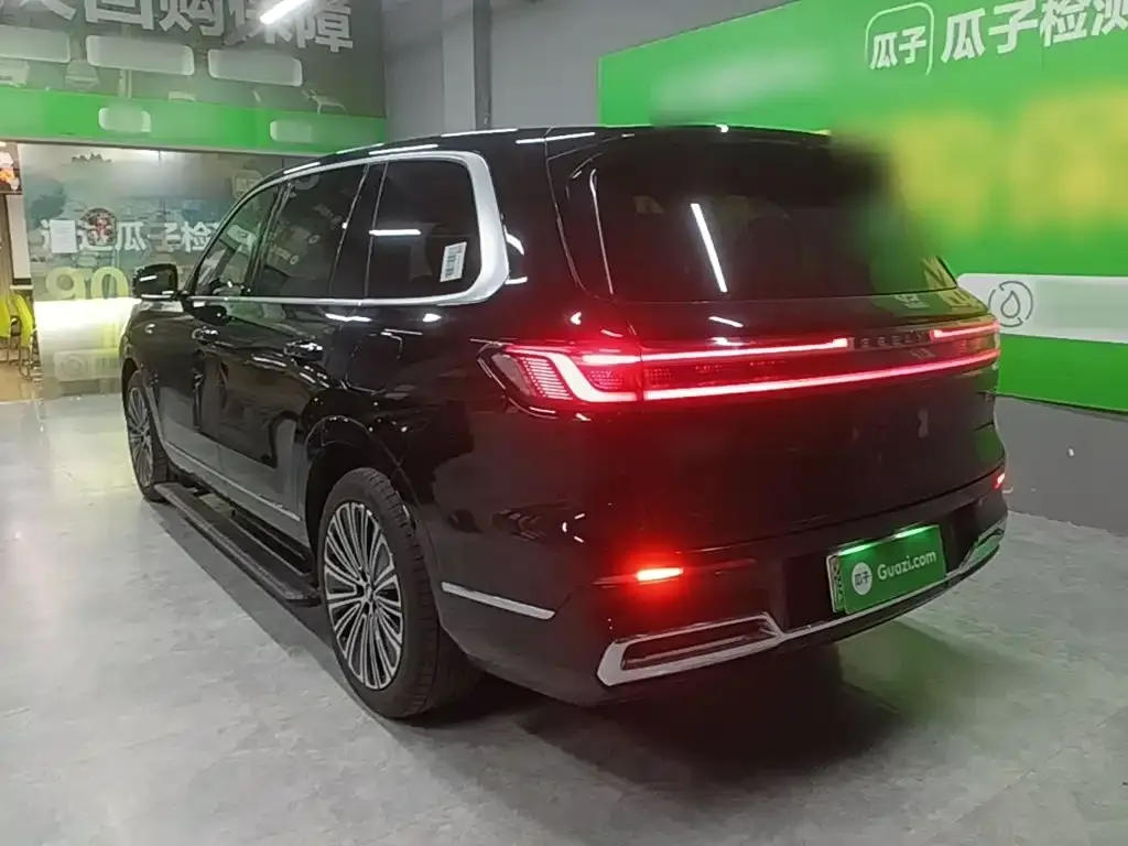 Geely Galaxy M9 — фото 8